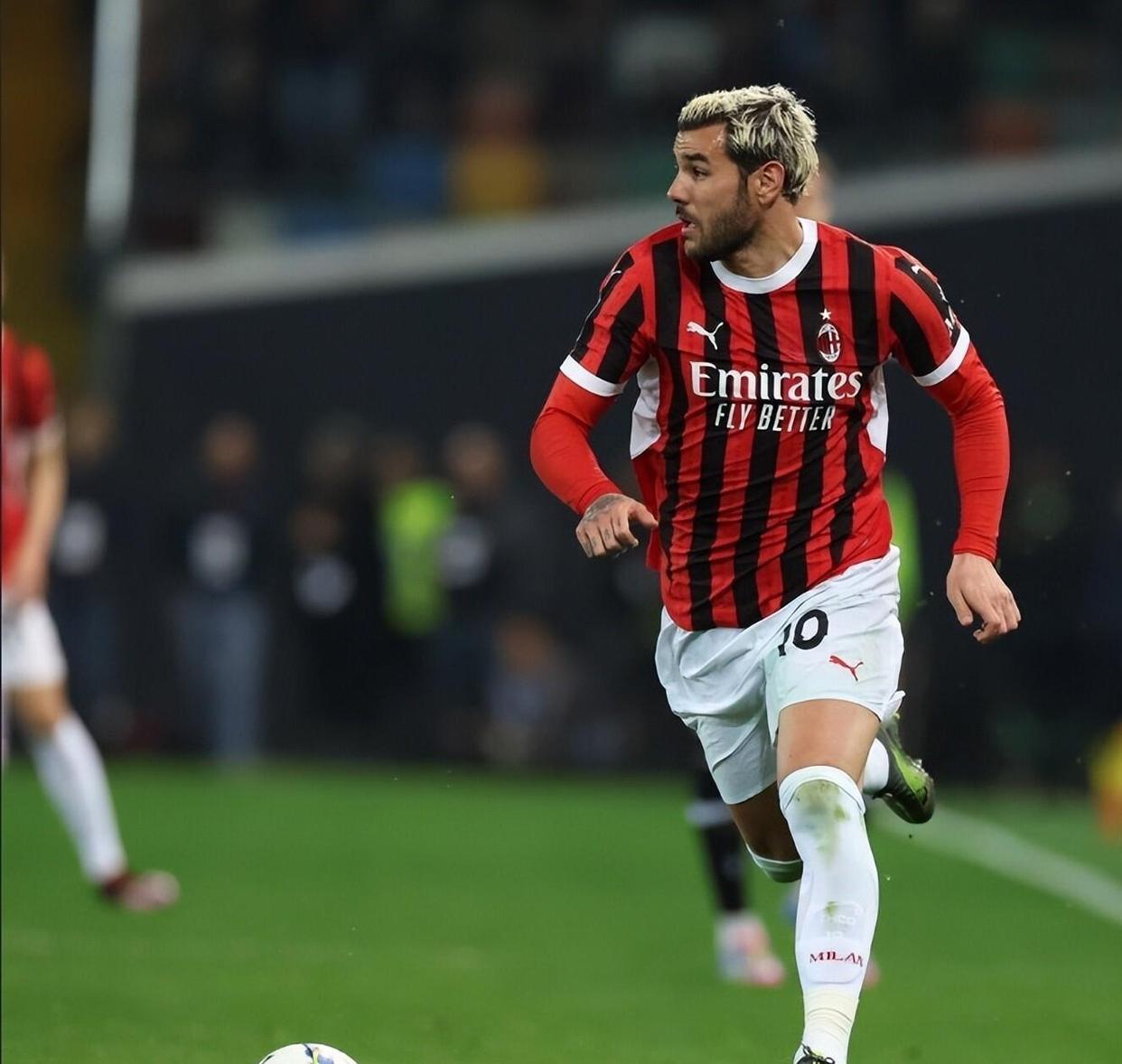 利物浦绝杀AC米兰,博格巴补时绝平德甲 利物浦绝杀AC米兰,博格巴补时绝平德甲