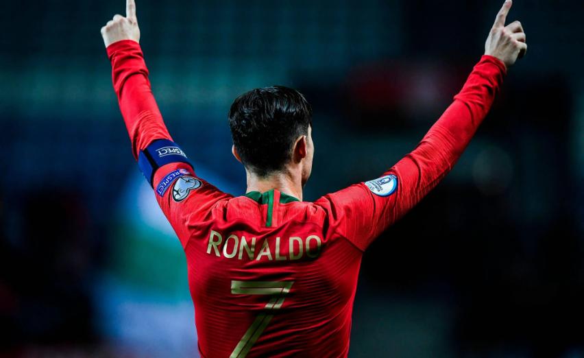 波尔图绝杀巴萨,C罗梅开二度足总杯的简单介绍 波尔图绝杀巴萨,C罗梅开二度足总杯的简单介绍