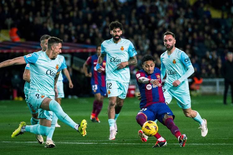 华体会hth-关于皇家社会取得关键胜利，稳坐积分榜前列的信息