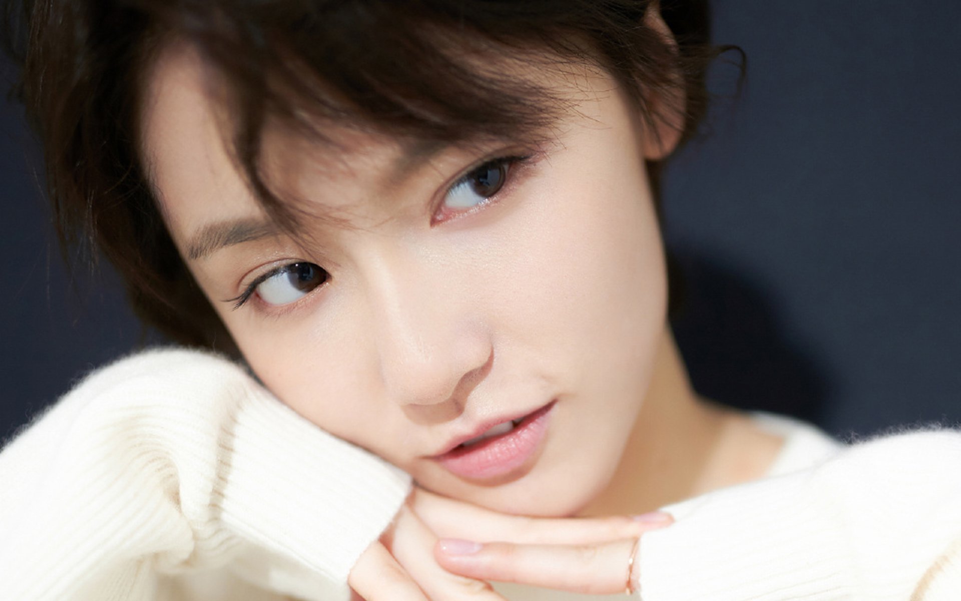 华体会网址-哥斯达黎加踏平巴拉圭，卡马文加的暴力美学如何重塑进攻哲学